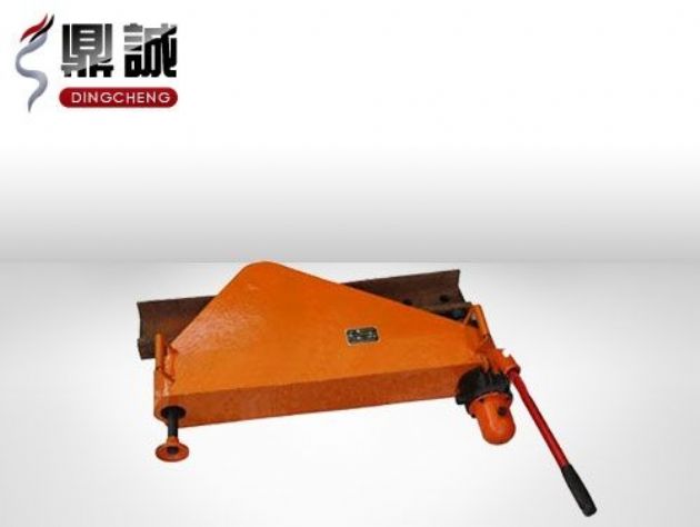 點(diǎn)擊查看詳細信息<br>標題：垂直液壓彎軌機 閱讀次數：4609