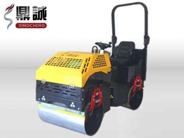 點(diǎn)擊查看詳細信息<br>標題：1噸全液壓振動(dòng)壓路機 閱讀次數：14686